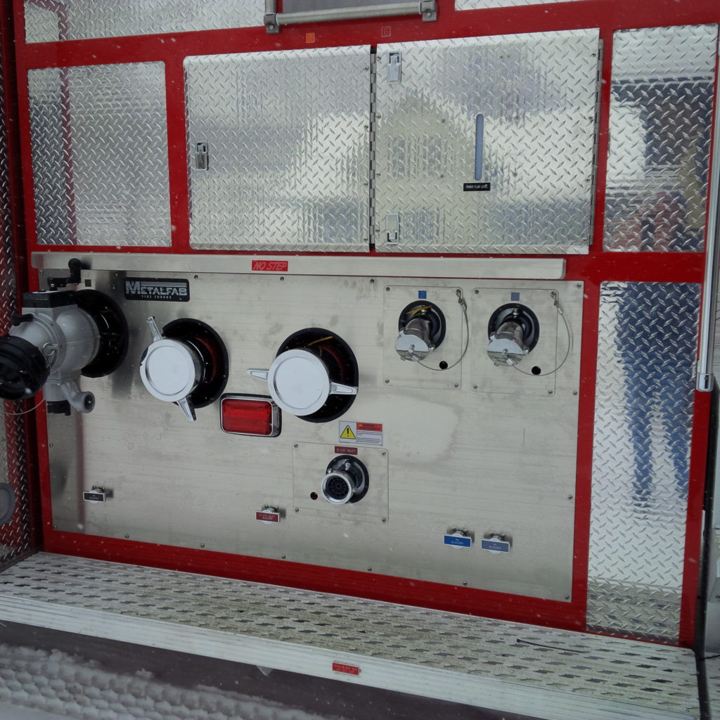 NuStar Terminals (Point Tupper, NS) Metalfab Fire Trucks